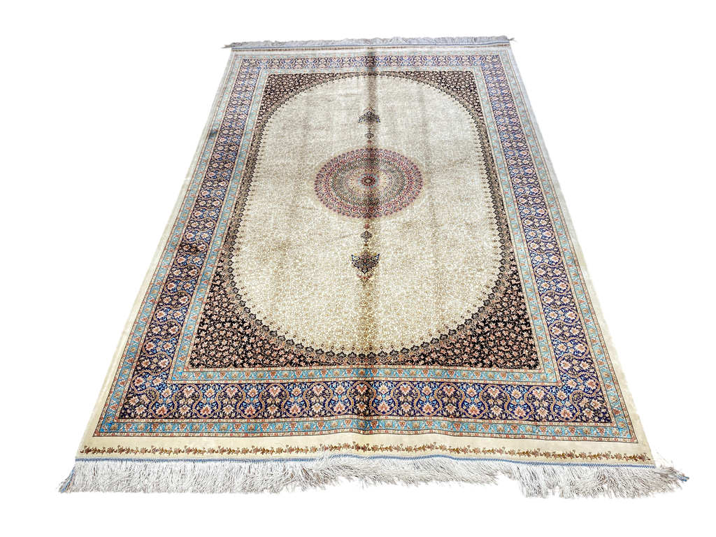 Classic Silk Carpet 814A