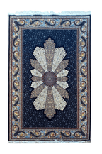 Classic Silk Carpet 825A