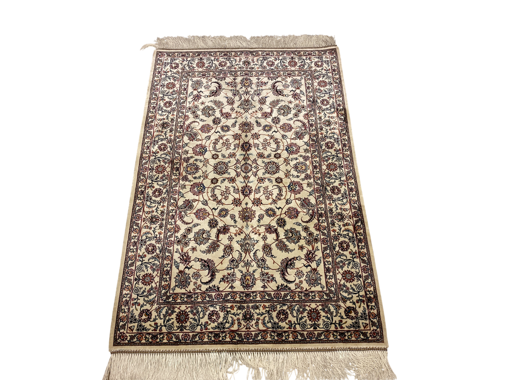 Classic Silk Carpet 810A